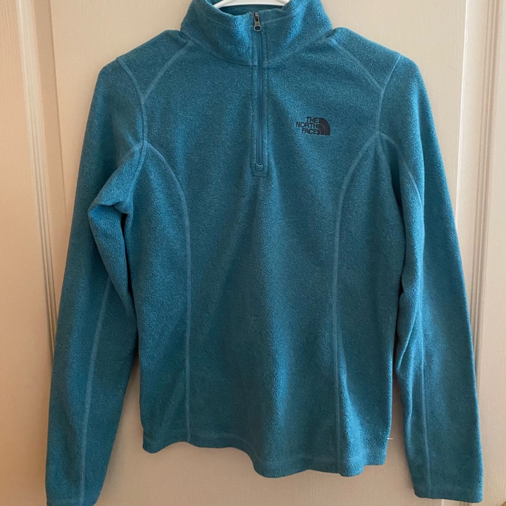 Womens North Face 1/4 zip fleece